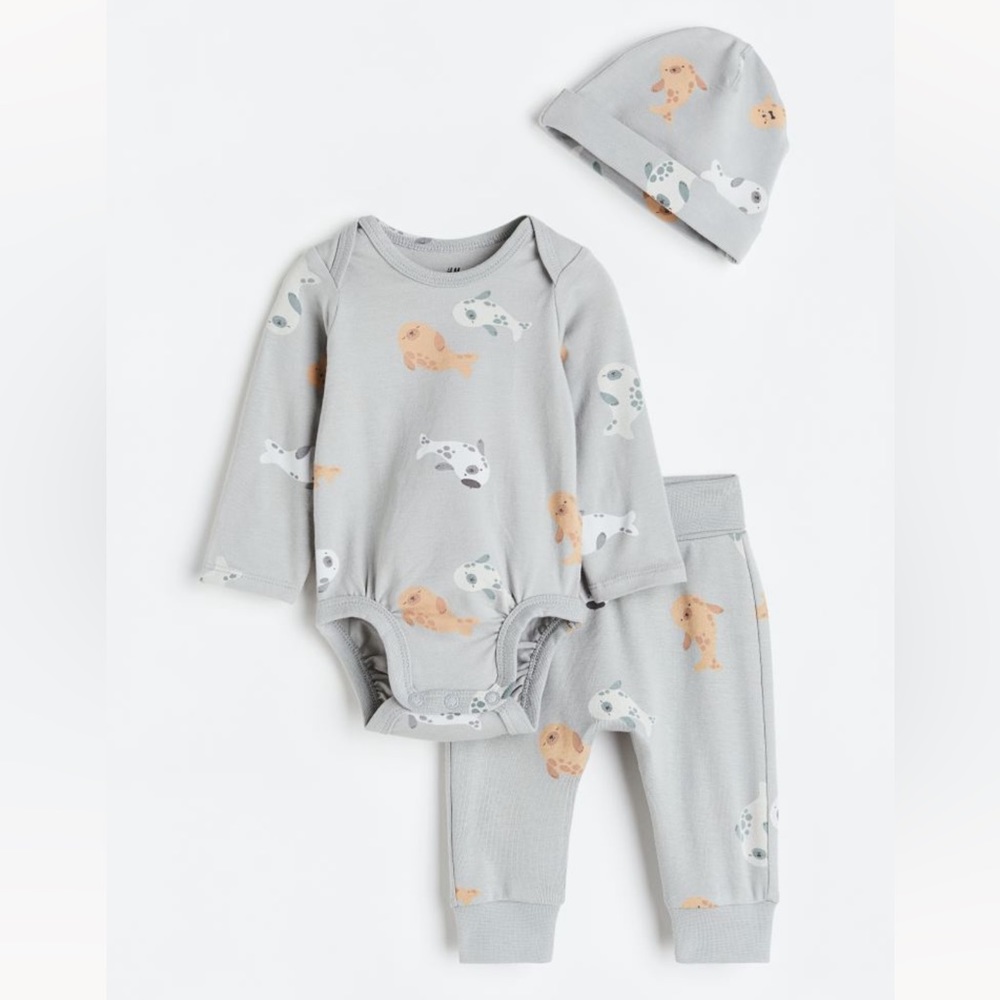 H&M Baby 3 Piece Organic Cotton Gray Seal Print Set